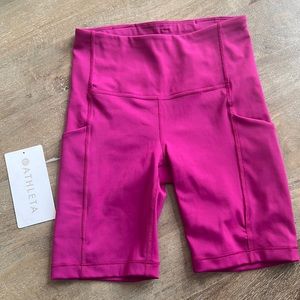 Athleta ultimate stash pocket 7 inch short XXS